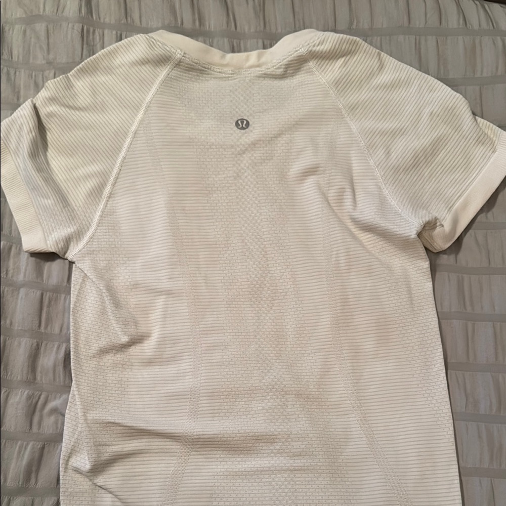 Lululemon White Short Sleeve Shirt